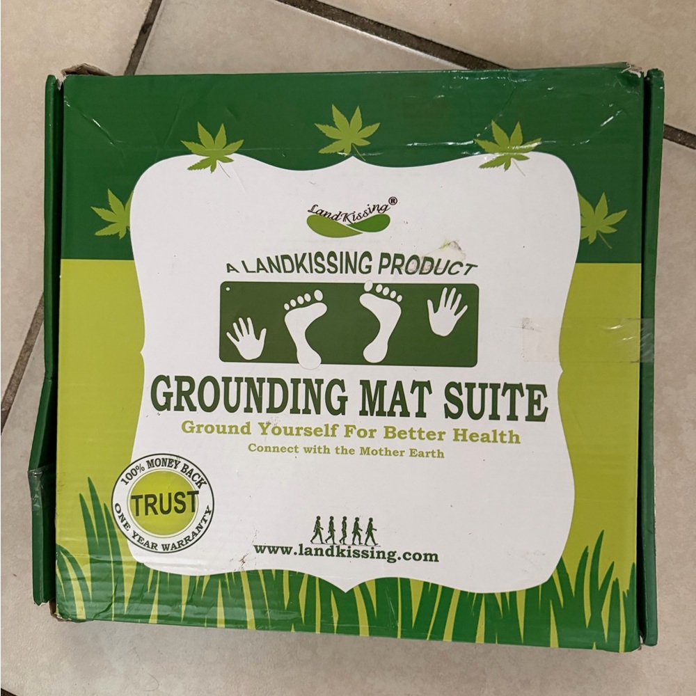 LandKissing Grounding Mat Suite